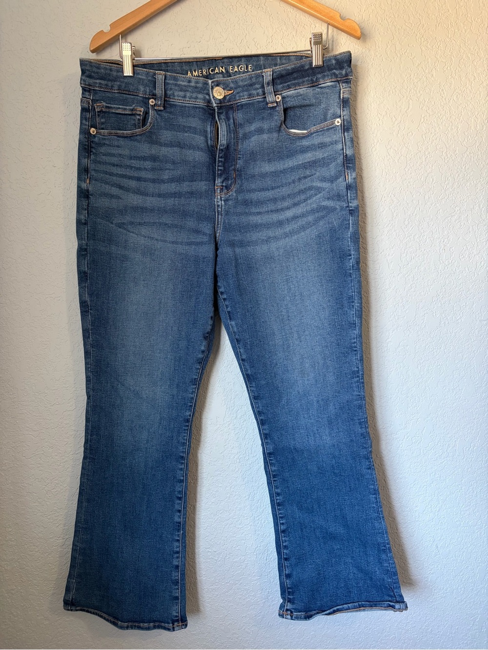 American Eagle High Rise Skinny Kick